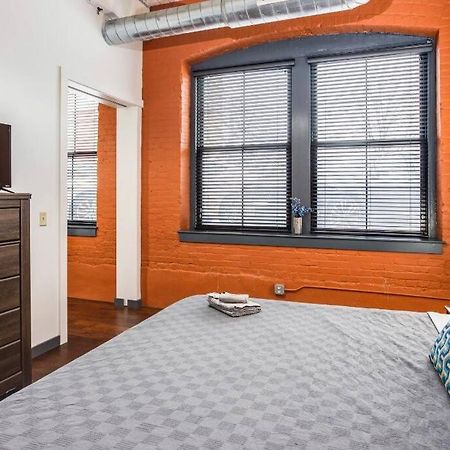Centric Ny Style Loft W/King Bed Apartman Rochester Kültér fotó