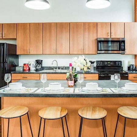 Centric Ny Style Loft W/King Bed Apartman Rochester Kültér fotó